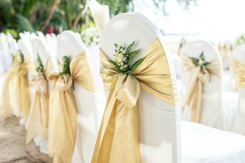 2. Metal chairs are the best seating options for the reception dinner.