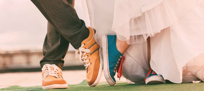 Why is it considered bad luck for couples to see each before the wedding altar?