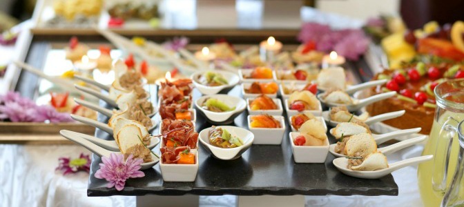 What is the best food selection for a winter wedding?